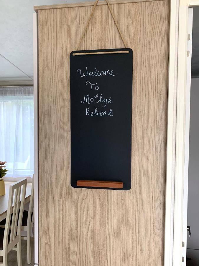 Mollys Retreat Pet Friendly Three Bed Caravan With Small Garden Newquay Bay Resort Quieter Area Of Park Eksteriør bilde