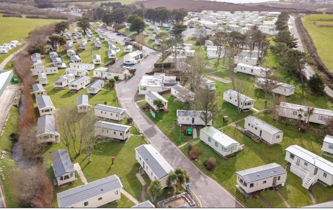 Mollys Retreat Pet Friendly Three Bed Caravan With Small Garden Newquay Bay Resort Quieter Area Of Park Eksteriør bilde